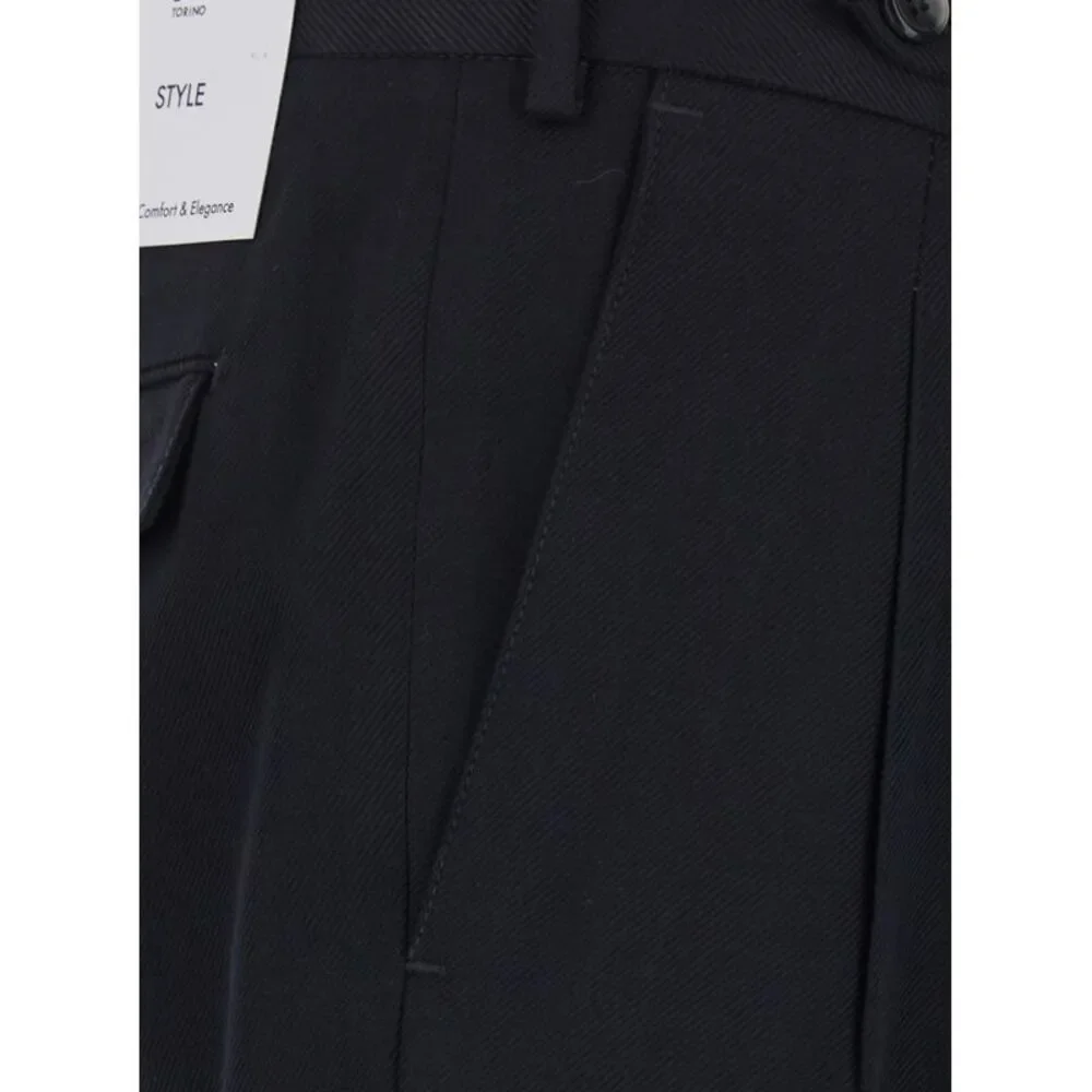 Pt Torino Men Carrot 2 Pleat Pants With Two Pleats In Black Tech Fabric For Men